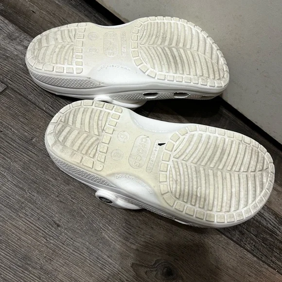 Disney Mickey Mouse CROCS Classic White Clogs - Picture 9 of 11